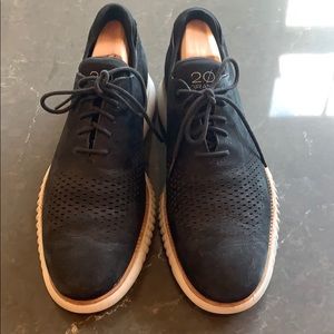 Men’s dress shoes